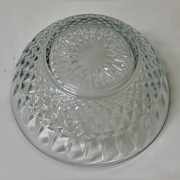 Mid Century Vtg Round Patterned Cut Glass Candy Dish - Picture 5 of 13